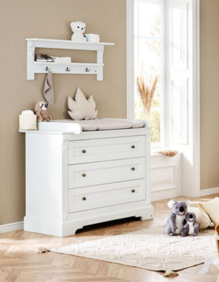 Low Cabinet + Safety Rail
