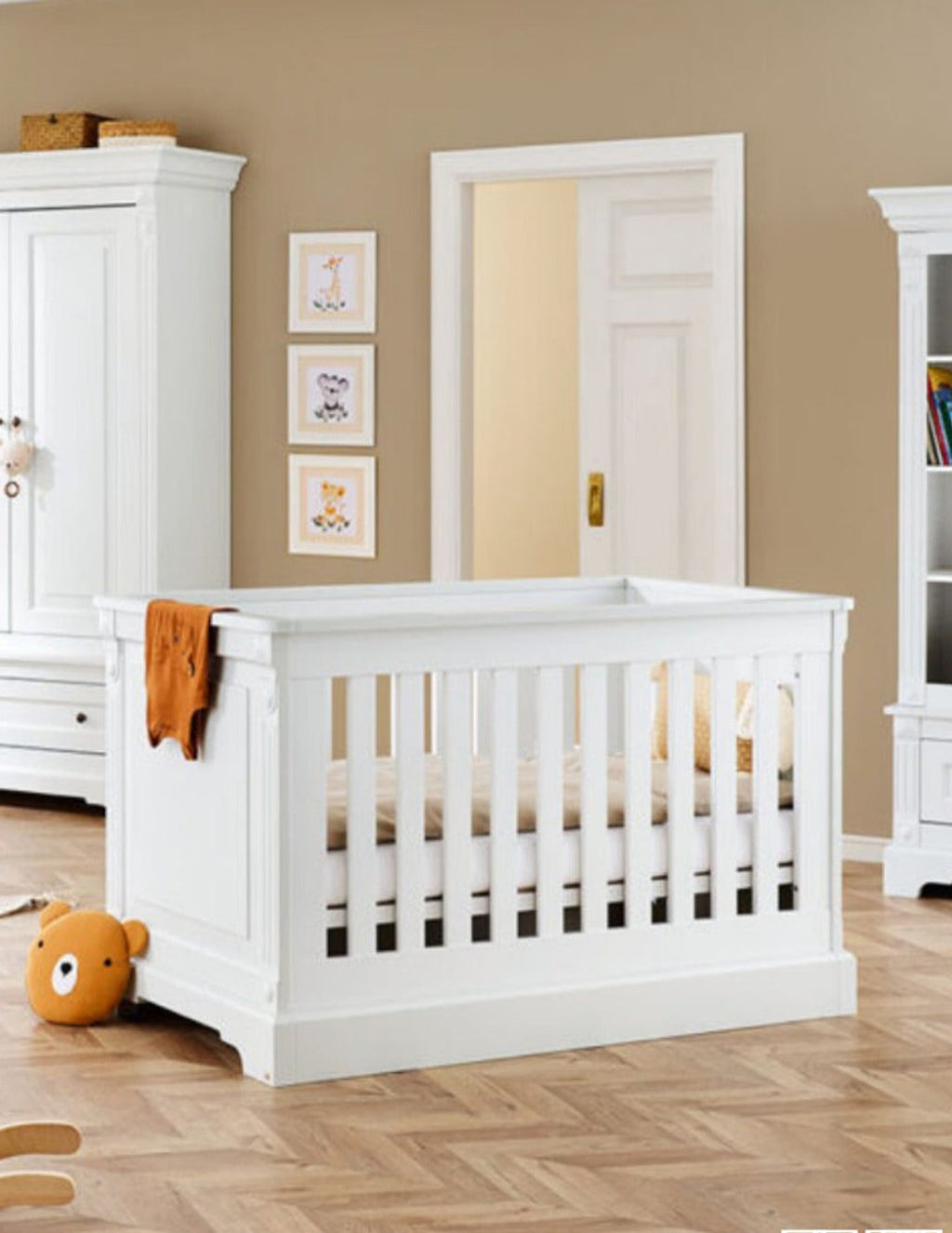 Classic Ivory Growing Room 1.3 m and 1.4 m crib