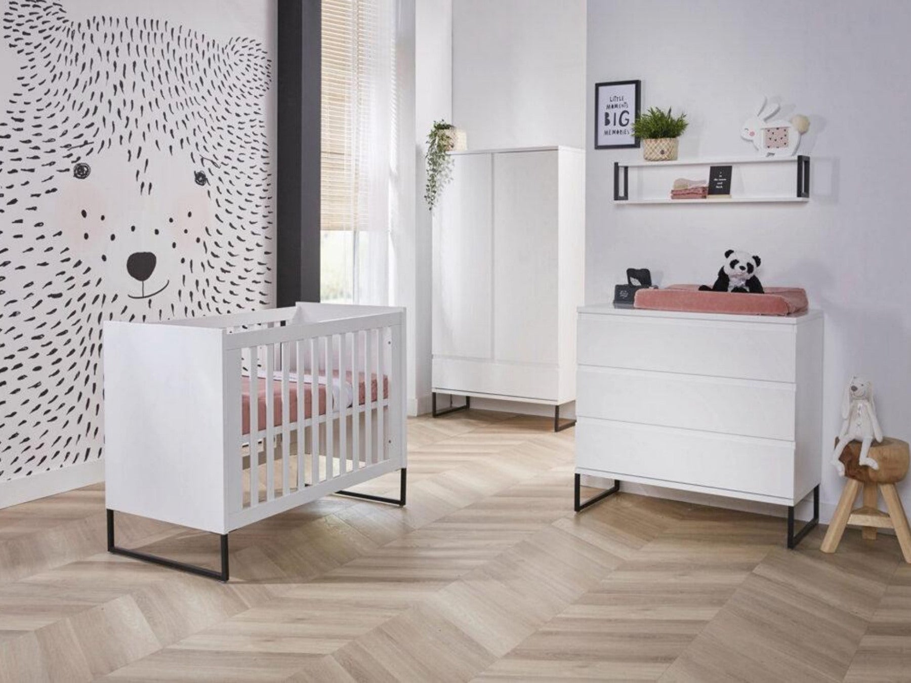 Pure Arc Growing Room complete three-piece children's room set