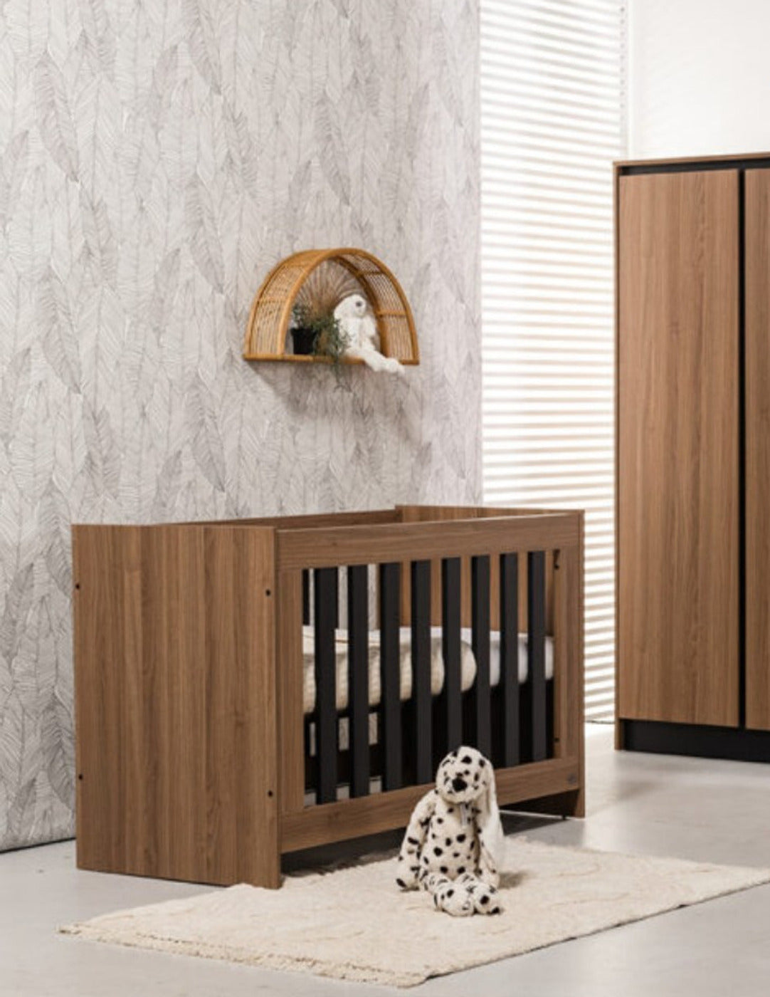 Walnut Nest Growing Room 1.3 m and 1.4 m crib